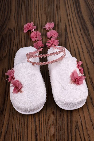 ByLohusa Powder Dangling Earrings Crown and Slippers 1014