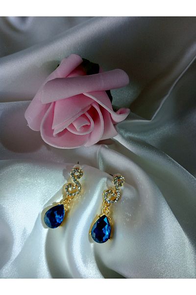 Pervin Ablacım Stylish Earrings with Turquoise Colored Stones Gold Dangle