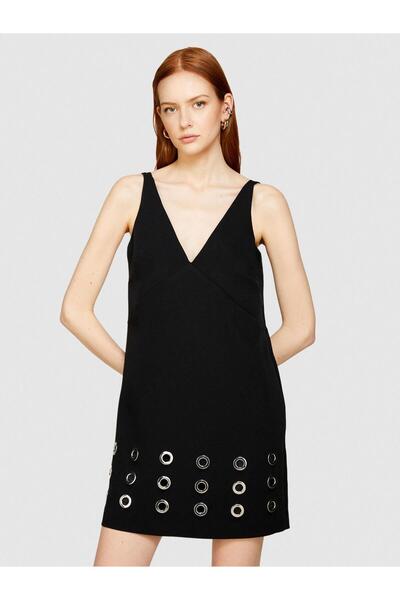 Sisley Ring Detailed V-Neck Strap Mini Dress Women Black Dress - 324P4Fzxlv05H