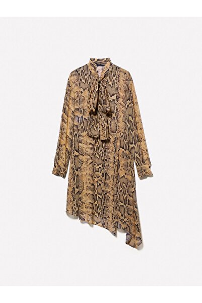 Sisley Γυναικείο φόρεμα με ασύμμετρο σχέδιο με λεπτομέρεια στο κάτω μέρος της φούστας - 324A4YBMLV