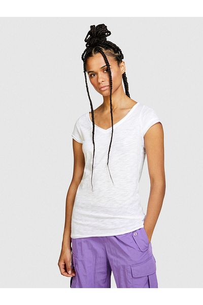 Sisley Cotton Modal Blend Regular Fit V-Neck T-Shirt Women White T-Shirt - 324P3Tnhl4007