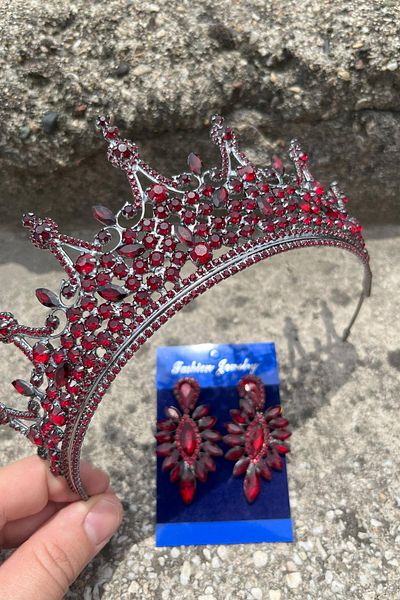 Hobigram Catalina Burgundy Bridal Henna Crown Special Occasion Accessory Women's Crown and Thin Shuttle Earring Set
