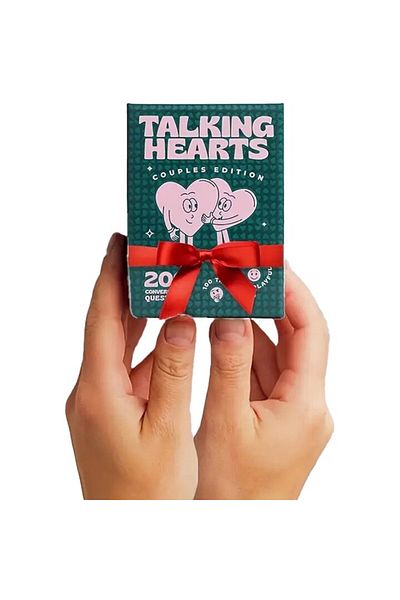 miraza Joc de Conversatie pentru Cupluri Talking Hearts, 200 Intrebari, 2 Carti Wild, Descopera Noi Laturi