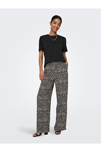 ONLY Μαύρο γυναικείο κοντομάνικο μπλουζάκι ONLMONJA S/S TEE JRS NOOS