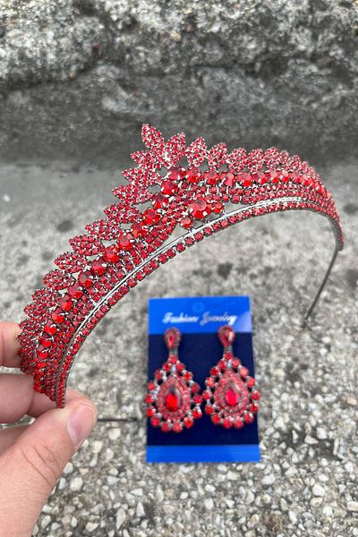 Hobigram Daniela Red Bridal Henna Crown Special Day Accessory Women's Crown and Drop Shuttle Earring Set