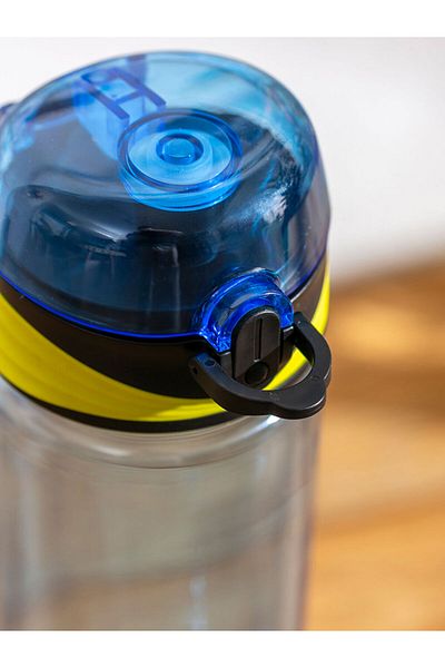 LC Waikiki Water Bottle with Lid