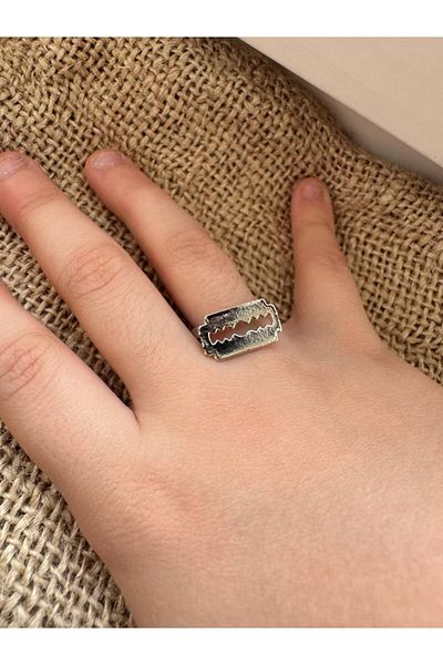 Herşey Nota Razor Patterned Men'S/Women's Ring |   Zamak Plated Adjustable Metal Jewelry
