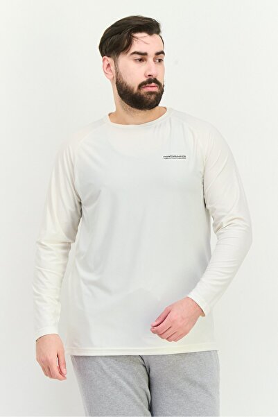 The Giving Movement تي شيرت رجالي بأكمام طويلة ورقبة دائرية، أبيض فاتح