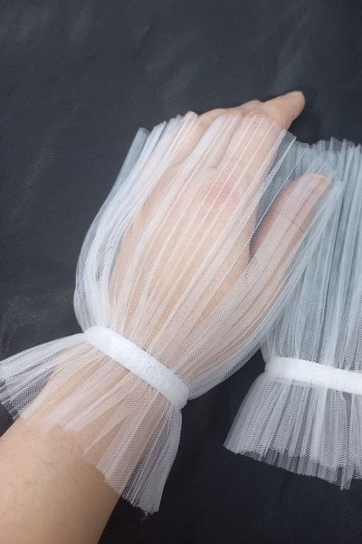 Qrsln Pleated Tulle Gloves |   White