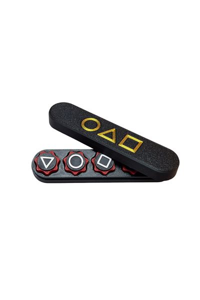 OEM Red and black Gonggi game set with stand and keychain 3DONE MODELS, Squid Game, 3D printed