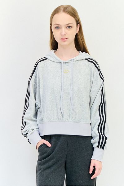 adidas Women Sportswear Fit Long Sleeve Outdoor Hoodie, Grey