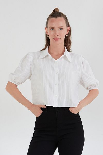 Fulla Moda Cămașă crop cu mânecă cu balon în dungi