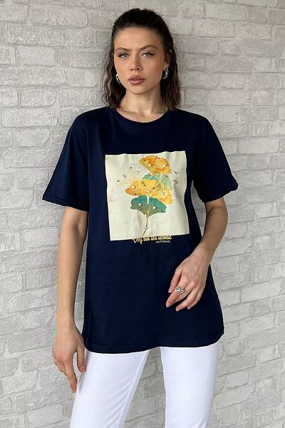 GÜLSELİ Tricou de damă cu decolteu rotund albastru bleumarin imprimat Stone
