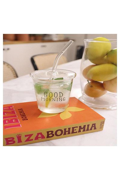 The Mia Sweet Inside Borosilicate Glass Cup with Straw Mkn603