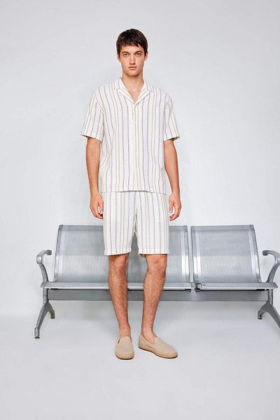 DeFacto Regular Fit Jacquard Striped Bermuda Shorts E0808Ax25Sm