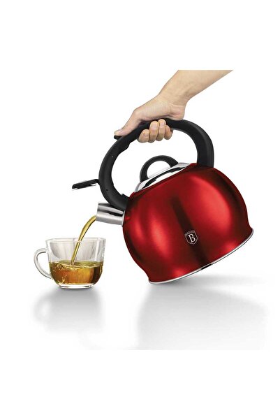 Berlinger Haus Stainless steel whistling kettle 3 L Burgundy Metallic Line