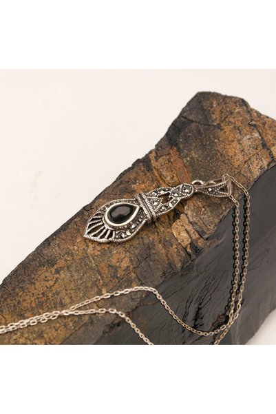 Generic Brand Belted Silver Chain Oltu Stone Necklace
