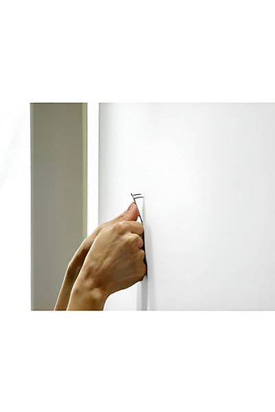 3M 4-Piece Claw Corrosion-Resistant Hardened Steel Drywall Picture Hanger Silver