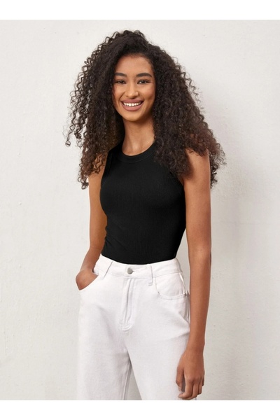 BNK Shop Bluză crop top cu guler halter material reiat