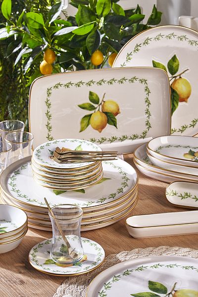 Fecra Lemone 35 Piece Gold Mesh Breakfast Set