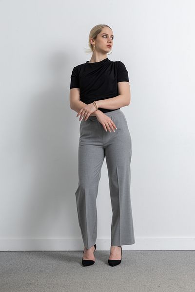 TUĞBA ERGÜL Women's Wide Leg Pleat Detailed Palazzo Fabric Trousers 3092
