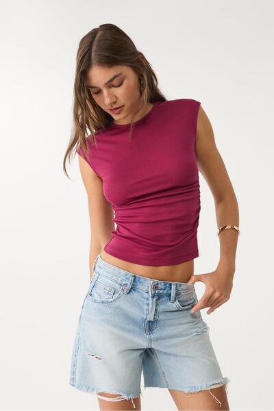 Stradivarius Basic fitted T-shirt with gathering