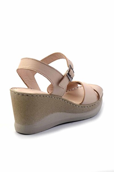 Bambi Beige Leather Women's Wedge Heeled Shoes K05281018403
