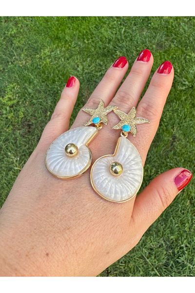 bijuxbymrv Oyster Dangle Star Earrings