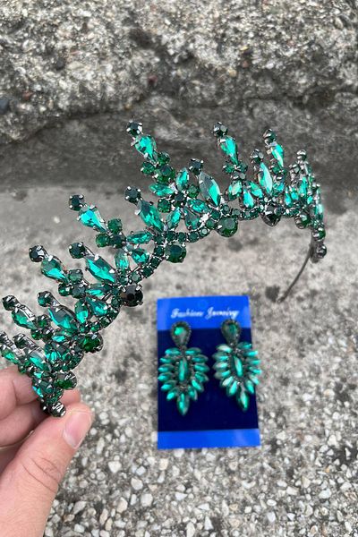 Hobigram Elvira Green Bridal Henna Crown Special Occasion Accessory Women's Crown and Thin Shuttle Earring Set