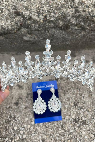 Hobigram Elvira Silver Bridal Henna Crown Special Day Accessory Women's Crown and Drop Shuttle Earring Set