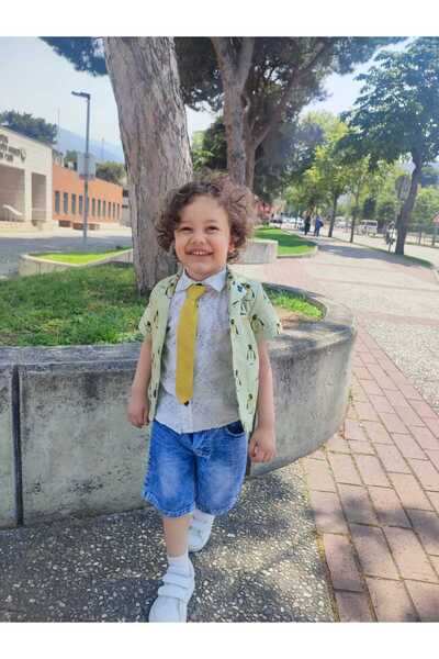GAMZEAKKUŞ Penguin Pattern Jacket, Shirt, Denim Shorts, Tie and Belt 5-Piece Boy's Suit