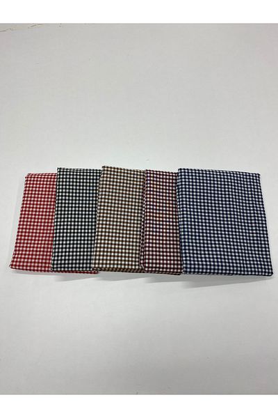 LILYUM Устойчива на петна покривка за маса с шарка „пепеляшка кост“ – 160x170 см