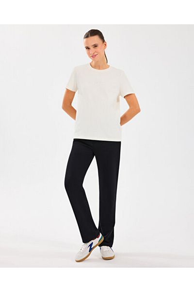 SKECHERS W Essential Crewneck T-Shirt