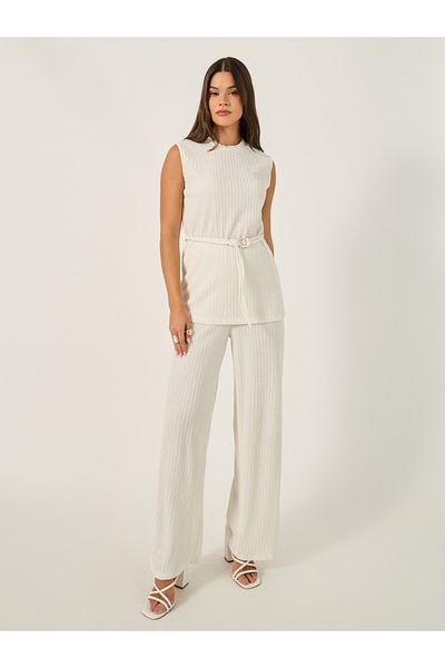 Styli Crinkle Knit Sleeveless Top and Straight Leg Pants Co-Ords