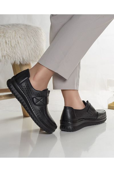 MODA STİL Women's casual black shoes made of tani eco-leather, 37