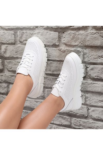 MODA STİL Women's casual shoes White made of natural leather Brynin, 38
