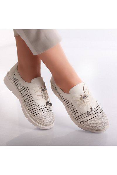 MODA STİL Women's casual shoes Beige made of ecological leather Julisa, 41