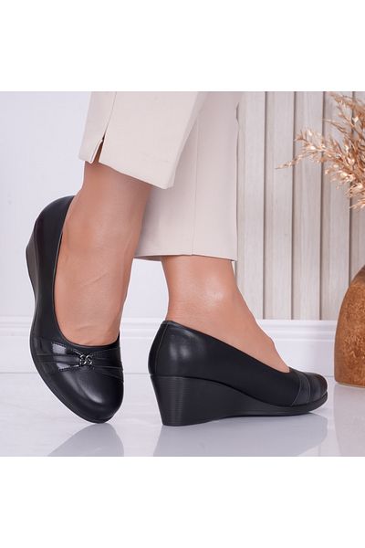 MODA STİL Women's Black Platform Shoes Made of Eco-Leather Carolyn, 39