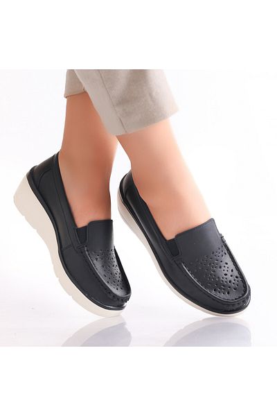 MODA STİL Women's casual shoes, black, made of natural leather, Avril, 37