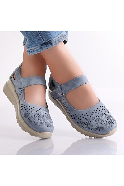 OEM Casual Women's Blue Shoes Made of Ecological Leather Tiga, Size 37