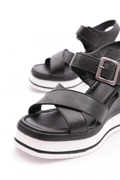 DGN 1012-24170 Women's Cross Strap Mega Thick Sole Sandals