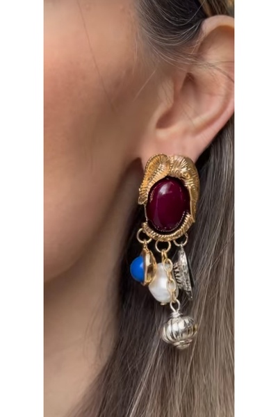 mibrillo Fil detaylı taşlı charm Z.ra küpe