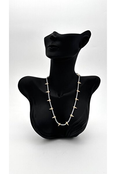 ELİOSA قلادة من الفولاذ المقاوم للصدأ بتفاصيل على شكل سهم من الزركون بلونين