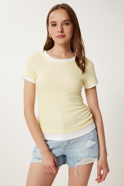 Happiness İstanbul Gelbe kontrastfarbene, geraffte, gerippte Strickbluse für Damen PB00040