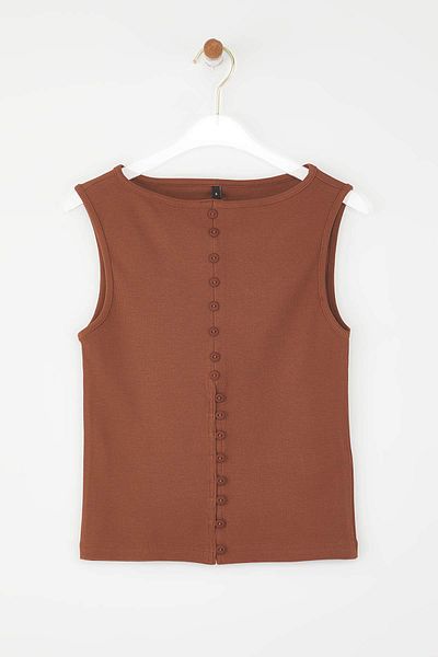 Trendyol Collection Brown Buttoned Fitted/Fitted Ribbed Stretch Knit Blouse Twoss24Bz00306