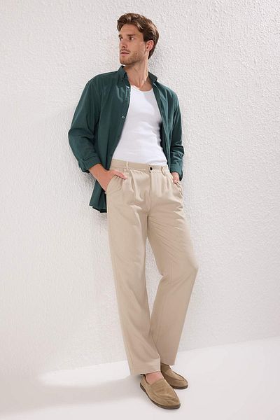Trendyol Collection Steinfaltenhose aus Stoff mit klassischer Baggy-Passform TMNSS24PL00024
