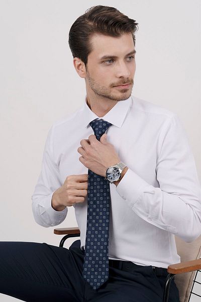 Etikmen Σετ γραβάτα σε λευκό Dobby & Navy Blue με πορτοκαλί σχέδιο σε κουτί δώρου