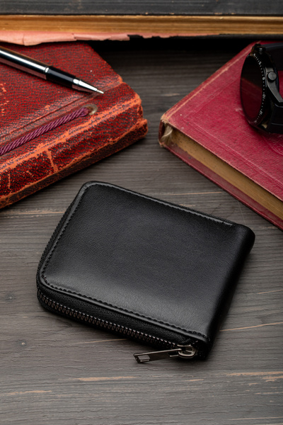 Wonderi Zippered Stylish Design Quality Unisex Wallet in Gift Box
