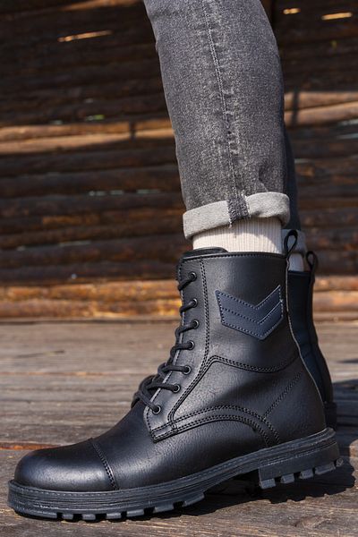 Salvano Pánské černé boty WALK 3PR - Stylové a pohodlné