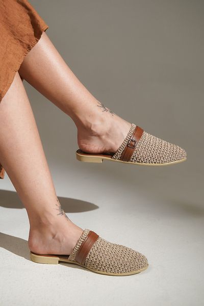 lovitto Straw Buckle Detailed Slippers Vegan Women's Slippers